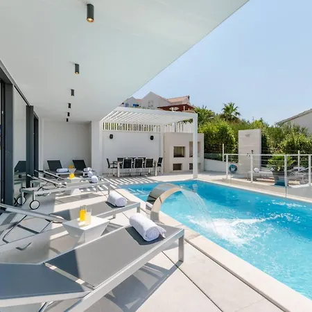 Villa Luxury Pont & Ourea With 2 Heated Pool