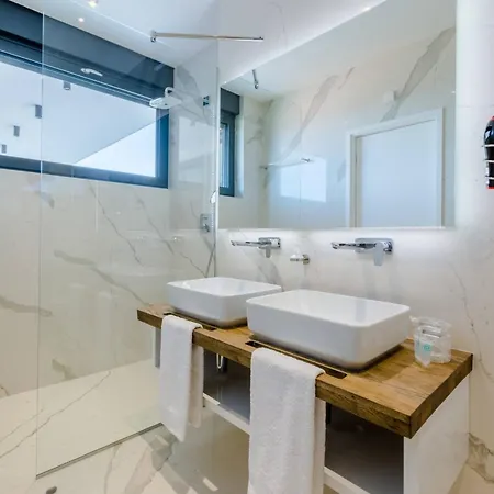 Villa Luxury Pont & Ourea With 2 Heated Pool *