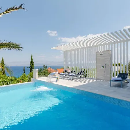 Luxury Pont & Ourea With 2 Heated Pool Villa