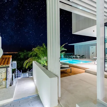 Βίλα Luxury Pont & Ourea With 2 Heated Pool Sutivan