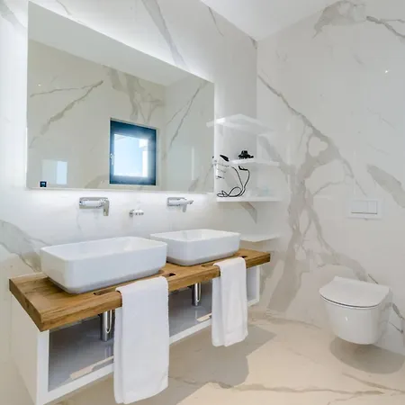 Willa Luxury Pont & Ourea With 2 Heated Pool Sutivan