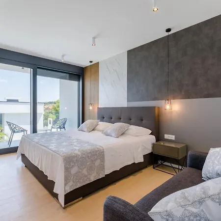 Luxury Pont & Ourea With 2 Heated Pool Willa Sutivan